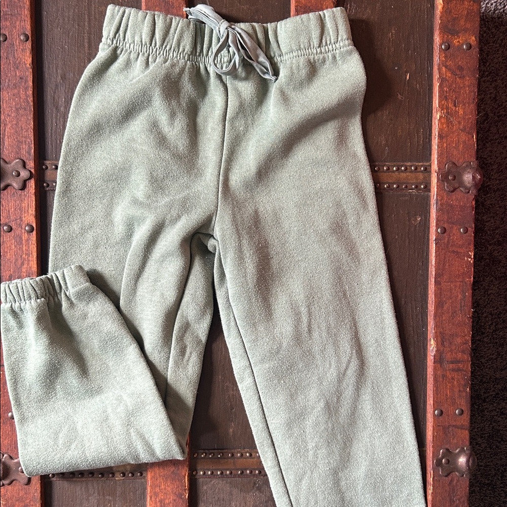 Pink Sparkle Green Sweatpants; size 7/8